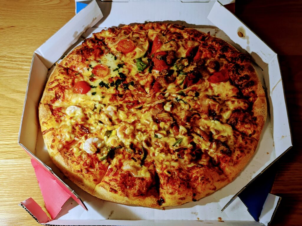 ドミノ・ピザ クワトロ・2ハッピー Lサイズ