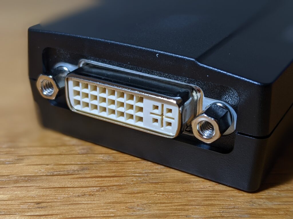 I-O DATA USB-RGB/D2のデジタルDVI側オス端子