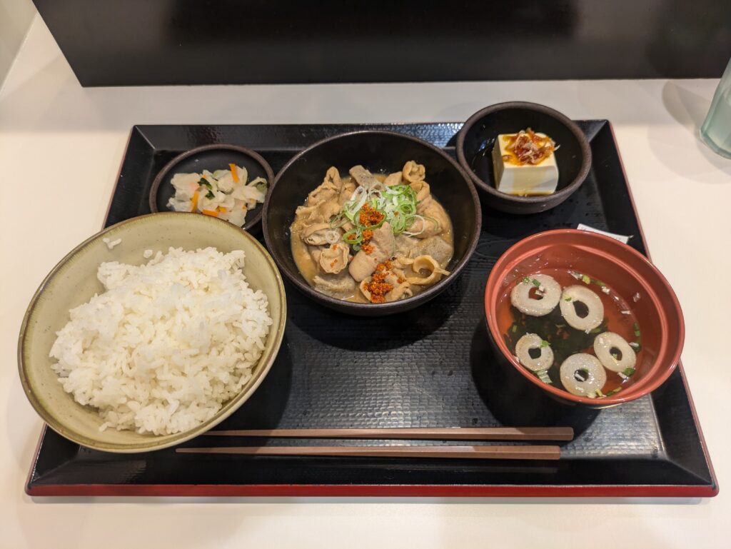 もつ次郎のもつ煮定食