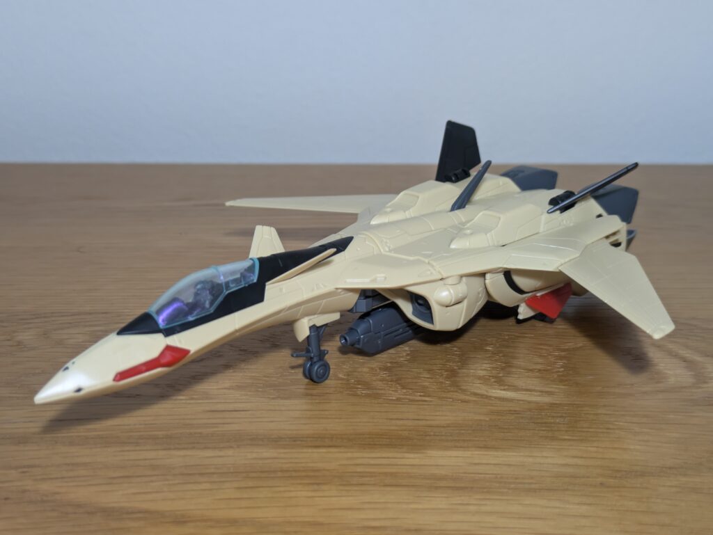 HG 1/100 YF-19 のファイターモード