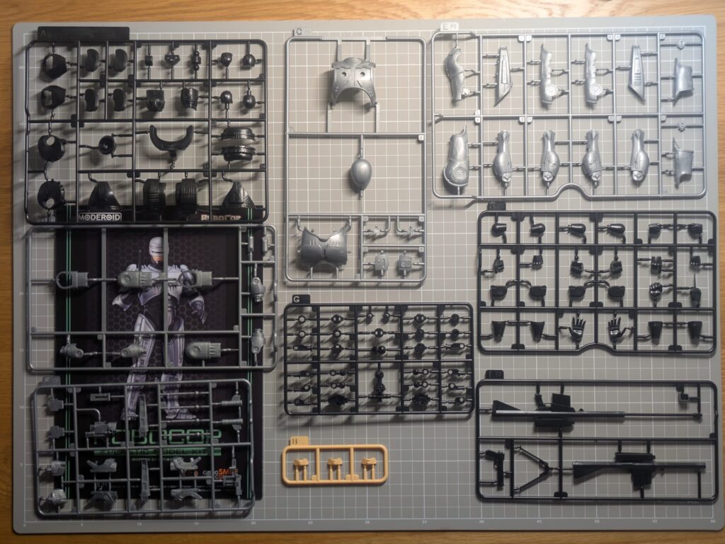 MODEROID ロボコップ のランナー