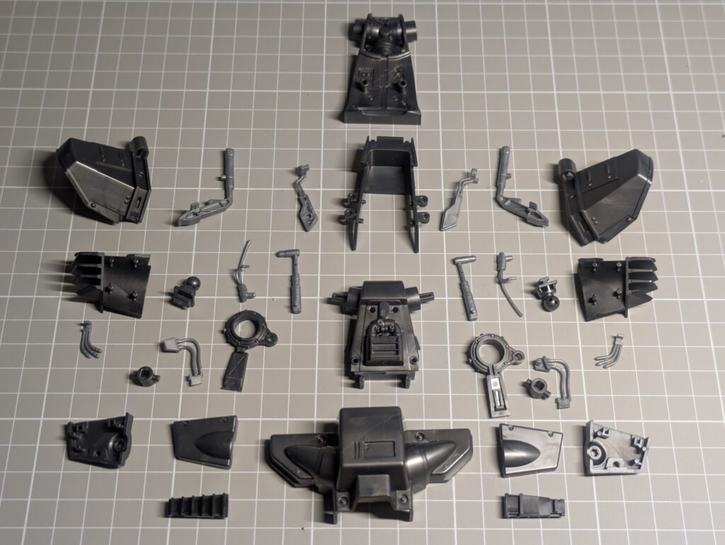 MODEROID ロボコップ ジェットパックの部品