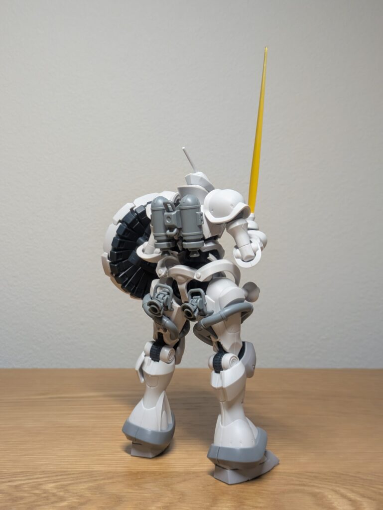 HG 1/144 エグザベ専用ギャン（ハクジ装備） 背面側