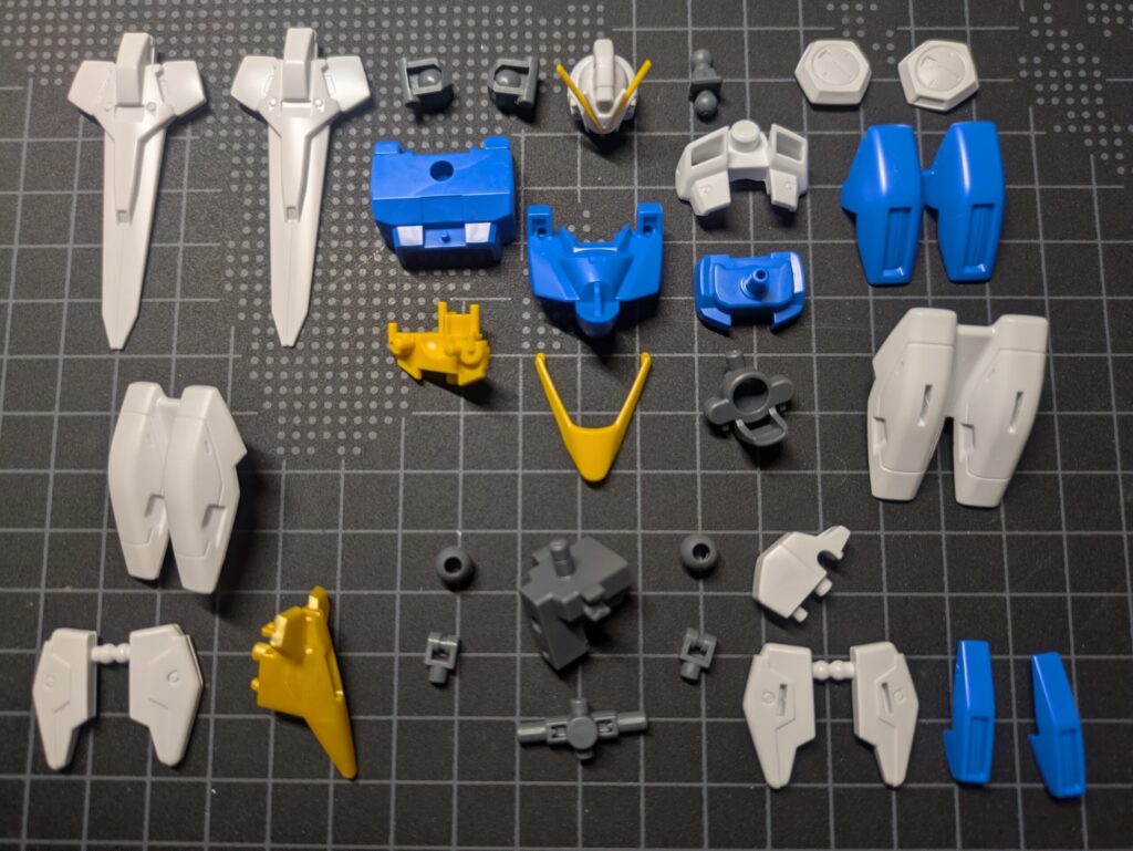 HGUC 1/144 V2アサルトバスターガンダム 頭部と上半身の部品
