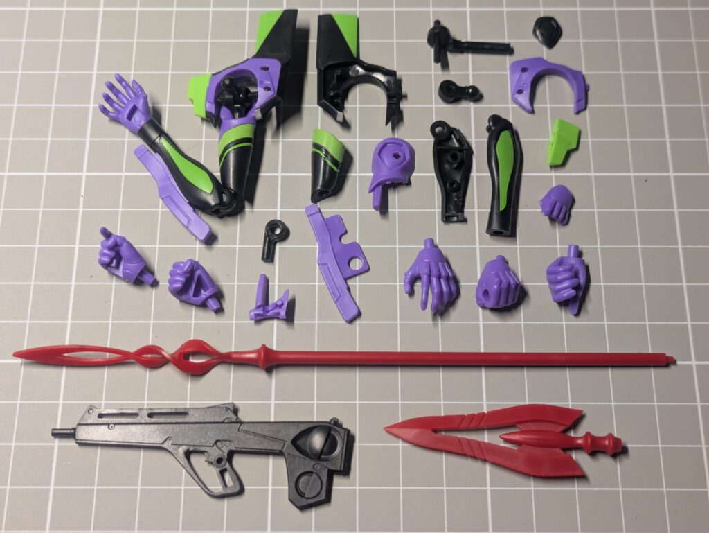 MODEROID エヴァンゲリオン初号機 の腕部と武器類の部品